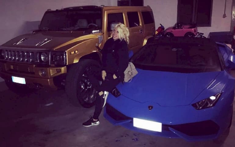 wanda nara auto di lusso wanda nara auto di lusso