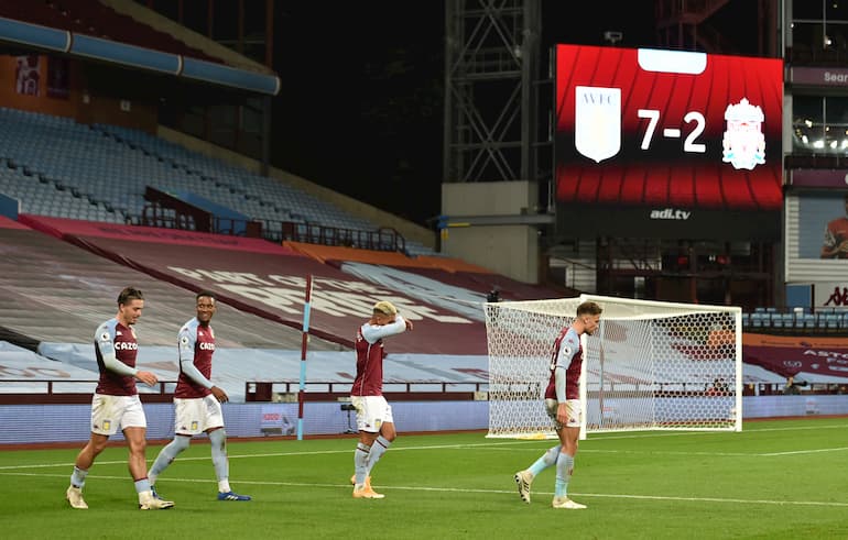 Surreale al Villa Park (Foto Peter Powell/Pool/Getty Images - OneFootball)