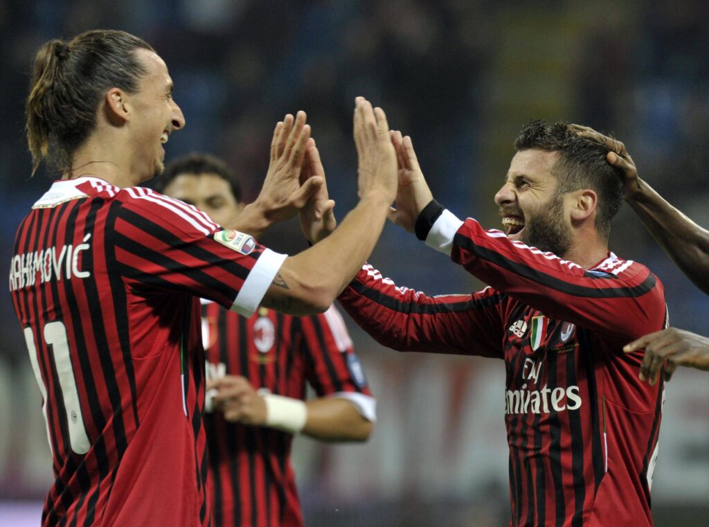 Antonio Nocerino e Ibrahimovic festeggiano un gol con la maglia del Milan