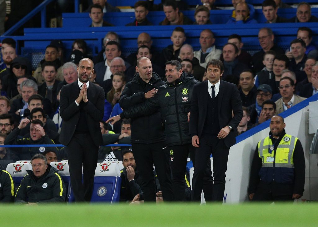 Conte e Guardiola a bordocampo durante Manchester City - Chelsea