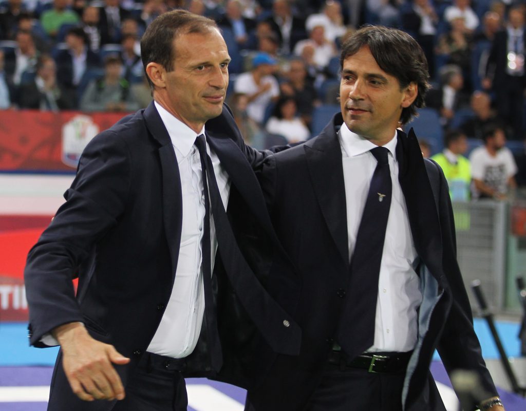 Inzaghi e Allegri si abbracciano durante un Lazio-Juventus