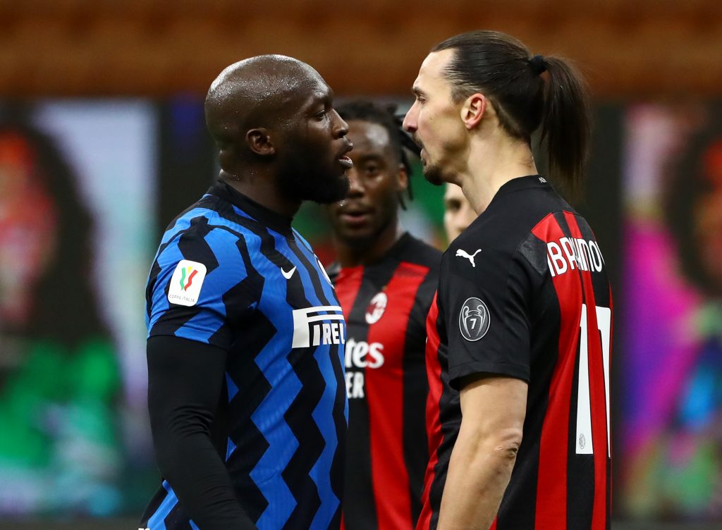 Il testa a testa tra Ibra e Lukaku durante Milan-Inter di Coppa Italia