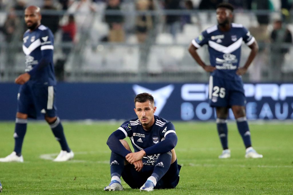 I giocatori del Bordeaux dopo delusi dopo un match di Ligue 1