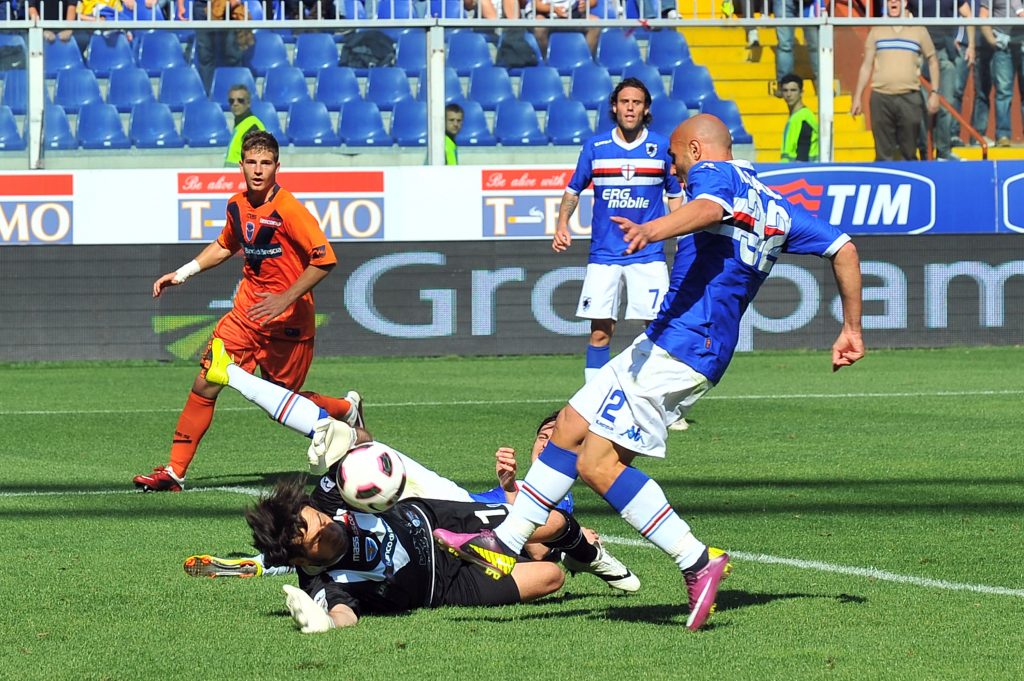 Maccarone che sbaglia un goal in Sampdoria-Brescia