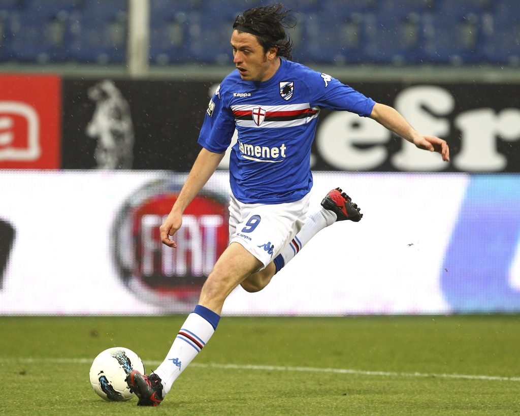 Nicola Pozzi in azione con la maglia della Sampdoria