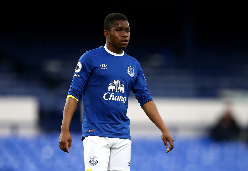 Lookman con la maglia dell'Everton