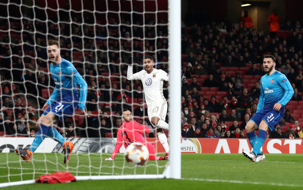 Il momento in cui Aiesh segna all'Emirates dopo aver sorpreso la Allsvenskan